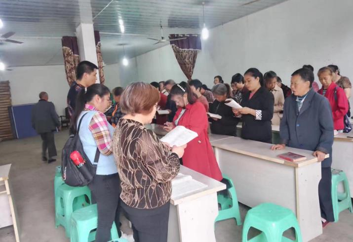 简阳市基督教三星神恩堂组织召开季度点组会议